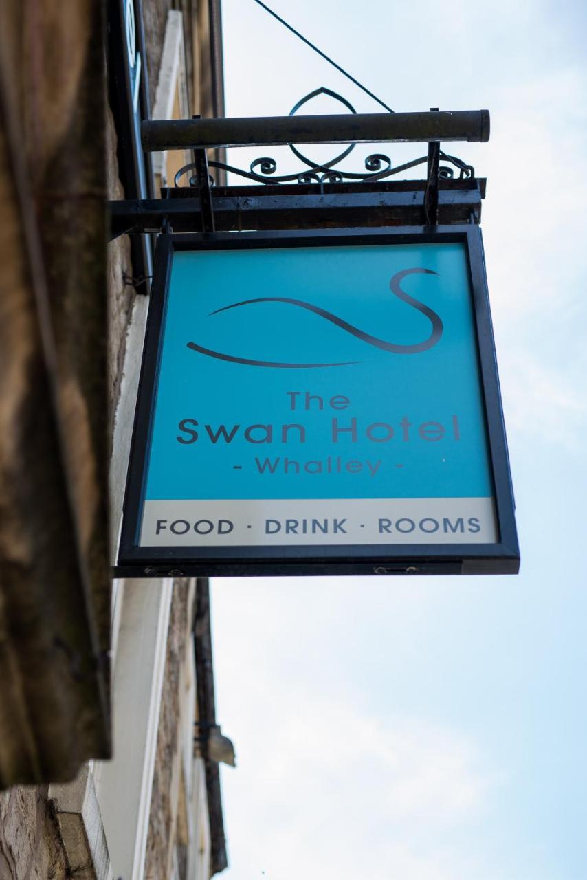 The Swan Hotel Clitheroe Exterior photo